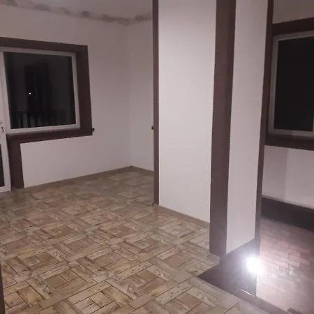 Apartment Modest *